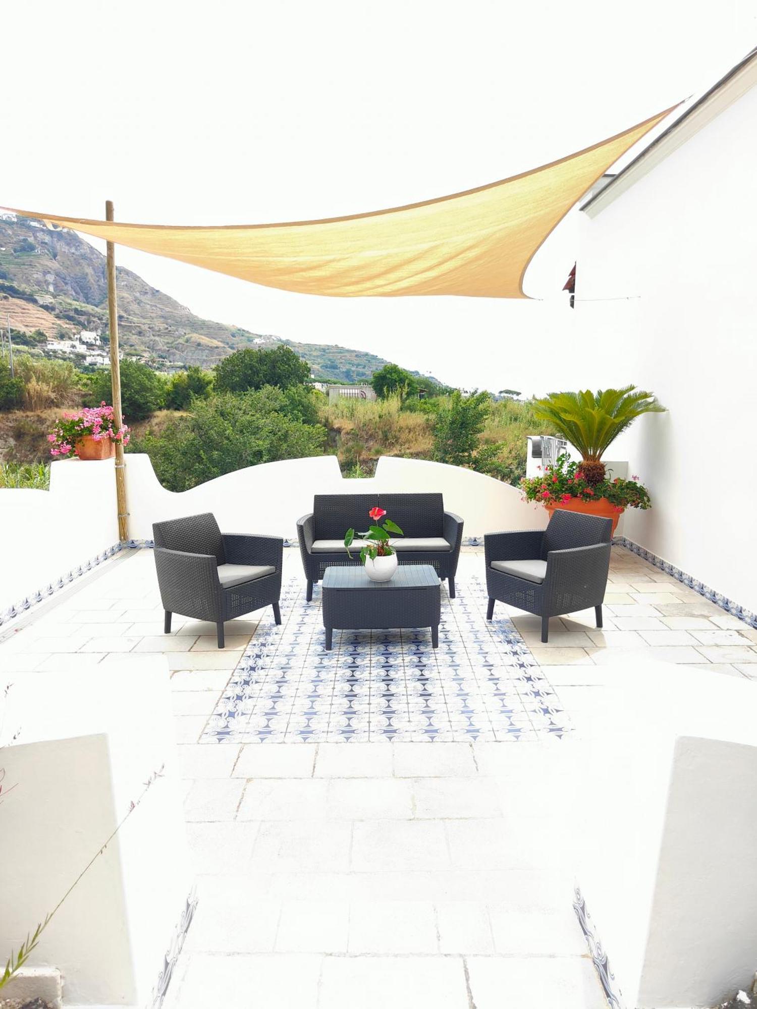 Sorgeto Garden Bed and Breakfast Forio di Ischia Eksteriør billede